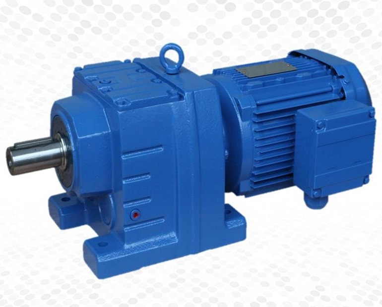 Industrial Helical Gearbox Parallel Shaft 0.37-100kW IP55 Ratio 5:1-50:1 | Helical Gears High Efficiency Low Noise | Cast Iron Housing Foot/Flange Mount | Conveyor/Mixer Applications | UAE Industrial Gear Solutions